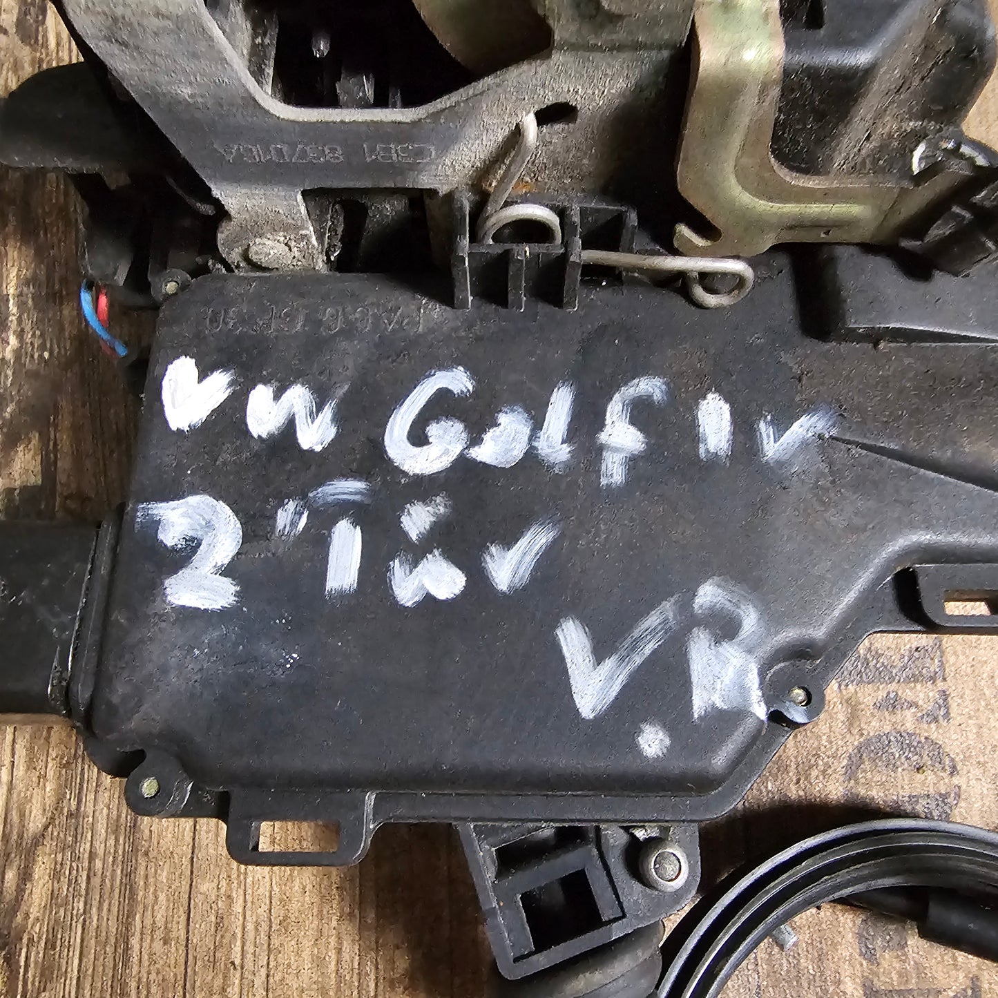 VW Golf IV Türschloss vorne rechts – Originalteil 3B1 837 016A – Gebraucht