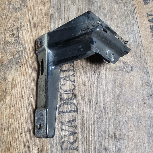 Kotflügelhalter vorne links für VW Golf IV & Bora – Originalteil 1J0 821 135