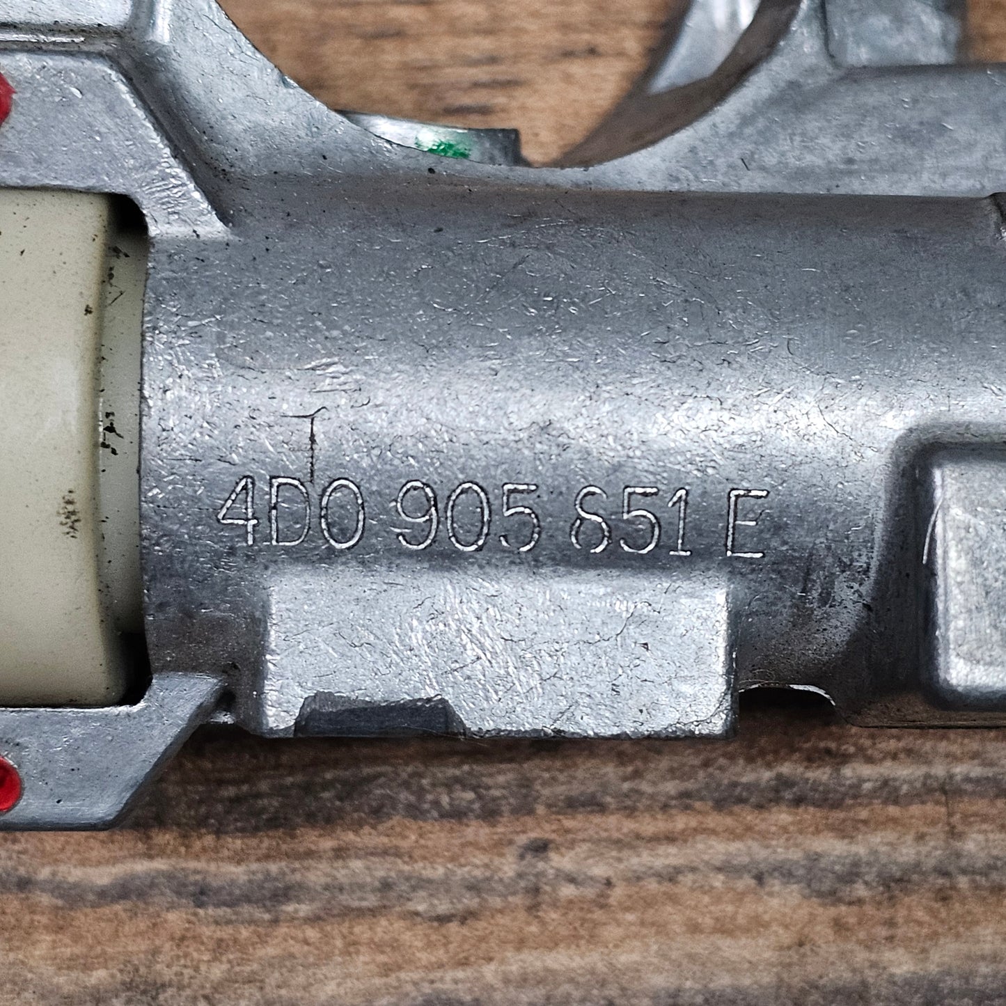 Zündschloss Audi A4/S4 B5 A8 D2 VW 4D0 905 851 E / 4B0 905 851 - gebraucht