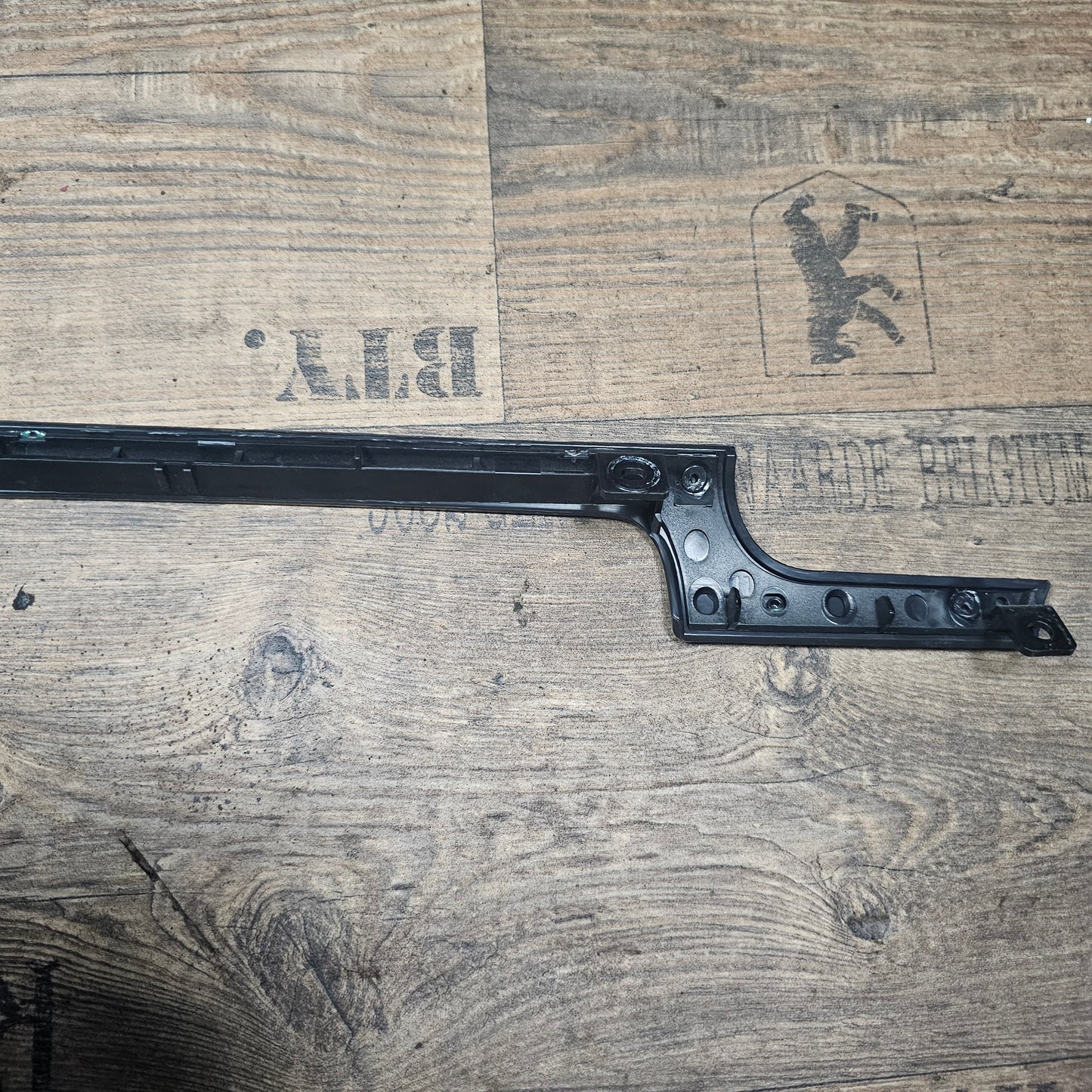 Zierleiste Armaturenbrett Audi A4 B6 (8E) 8E1 853 190 Farbe Soul - gebraucht