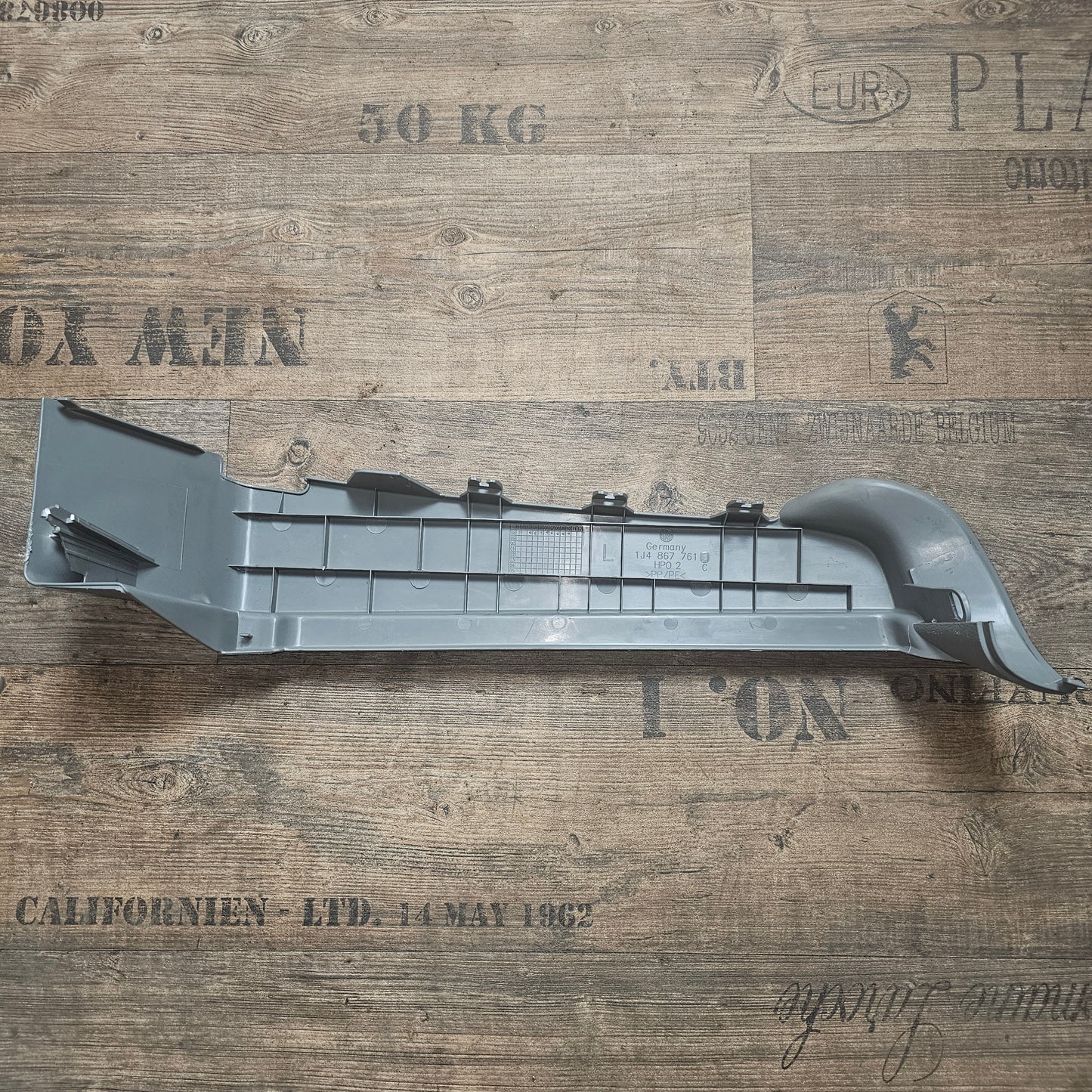 Seitenteil Hutablage links VW Golf 4 Kofferraum Verkleidung 1J4867761C