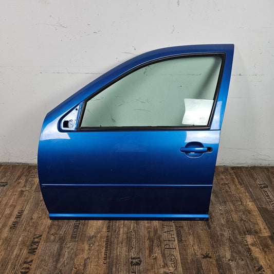 Tür vorne links VW Bora 1J2 Blau