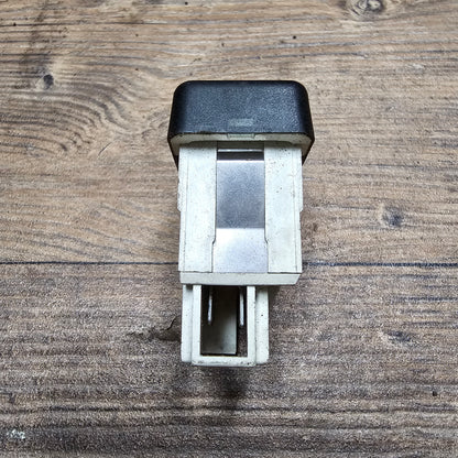 ABS Schalter – 357919235D – VW Passat B3 / B4 – gebraucht