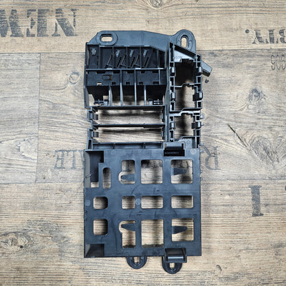 Hauptsicherungskasten hinten rechts Audi A6 4F C6 4F0 971 845 A - gebraucht