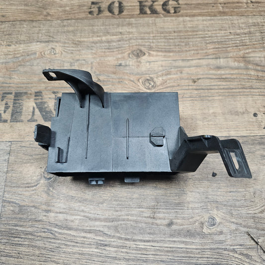 Halterung für PDC Steuergerät / Einparkhilfe  Audi A6 4F C6 4F0 907 179 - gebraucht