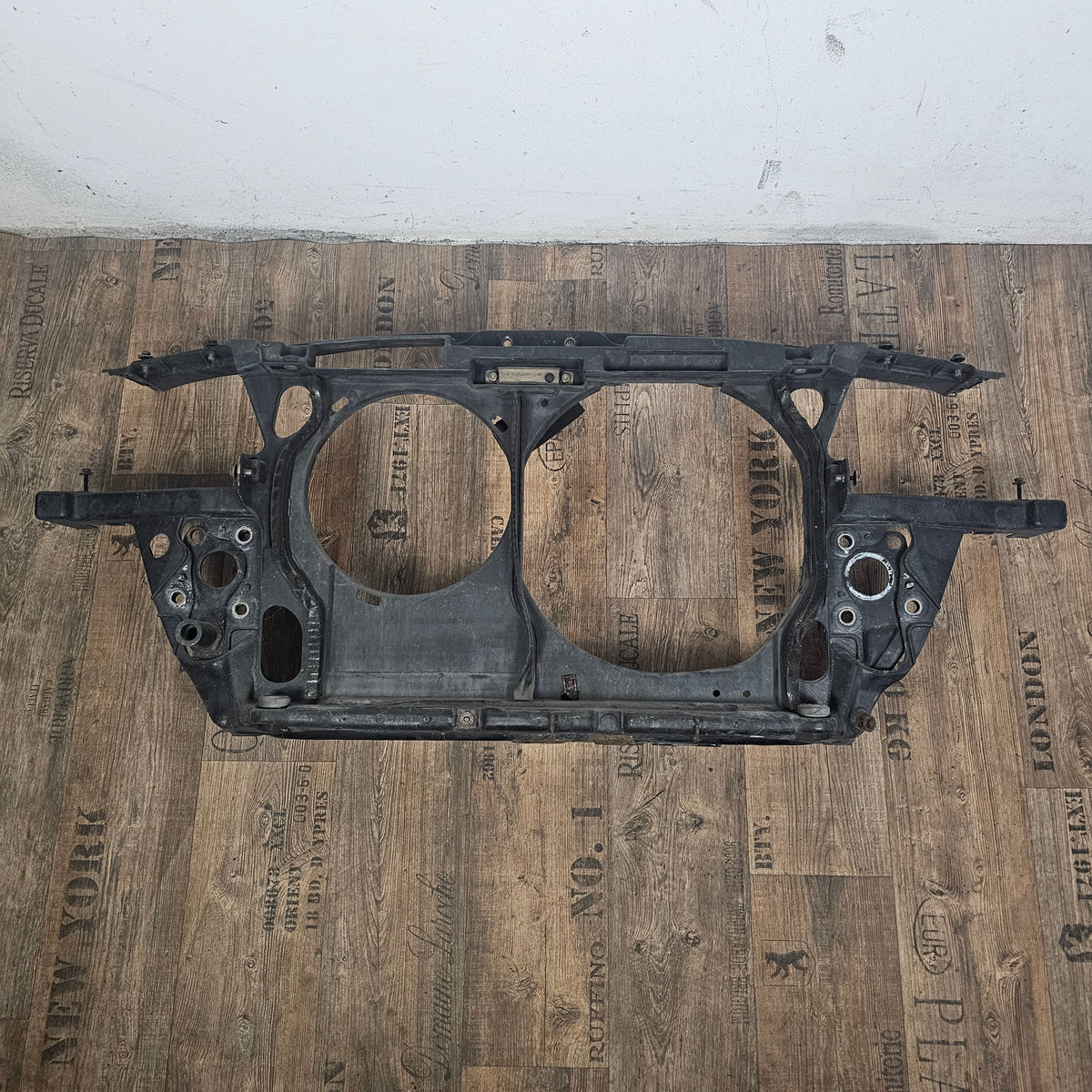 Audi A6 C5 4B Original Schlossträger Frontmaske vorne 4B0 805 588 gebraucht