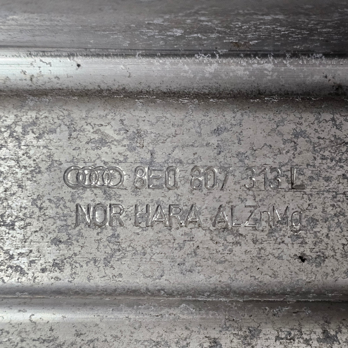 Audi A4 B7 8E Avant Original Querträger hinten Stoßstange Pralldämpfer 8E0 807 313 L gebraucht