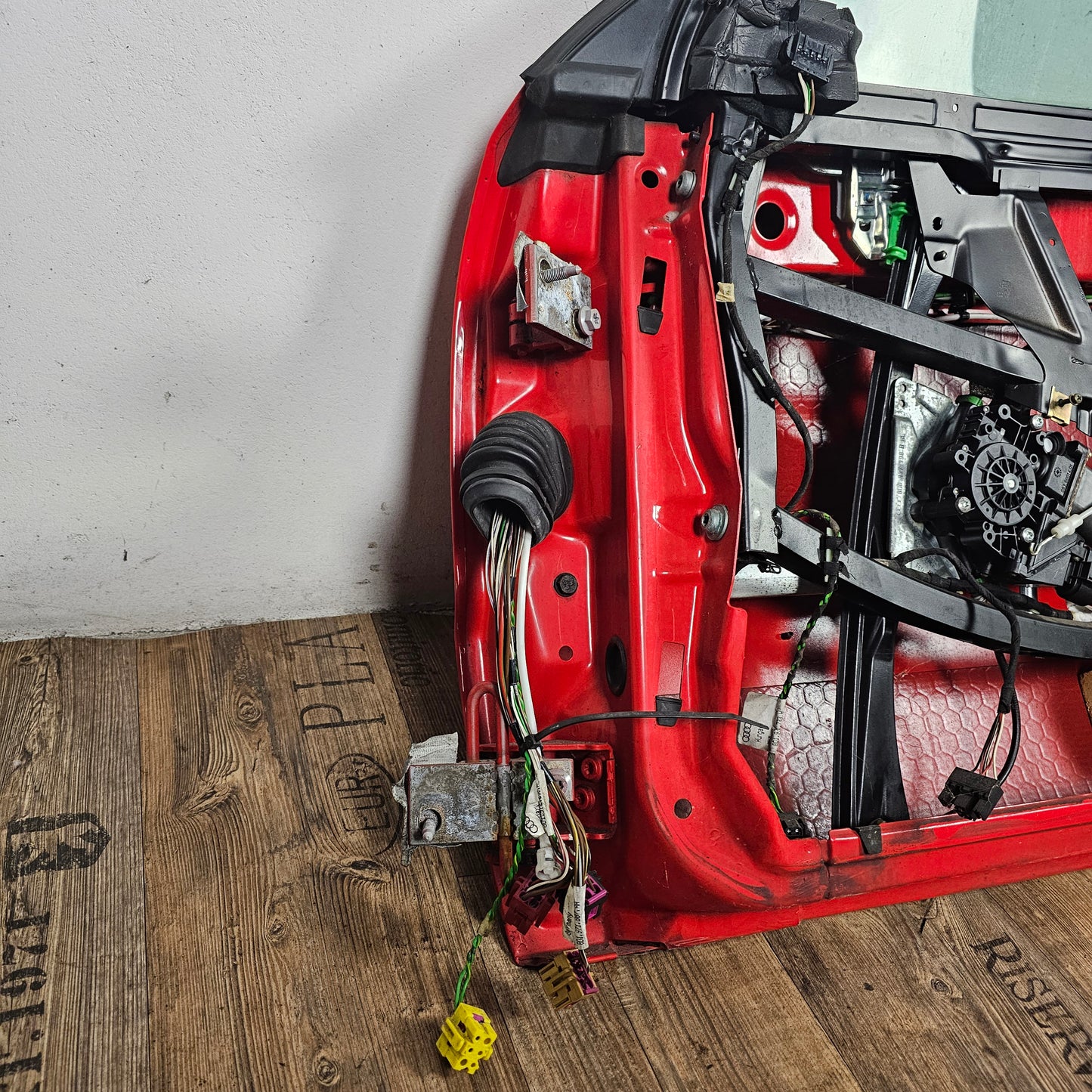 Tür vorne rechts Audi A4 B5 8E LY3H Laserrot Rot "plug and play "