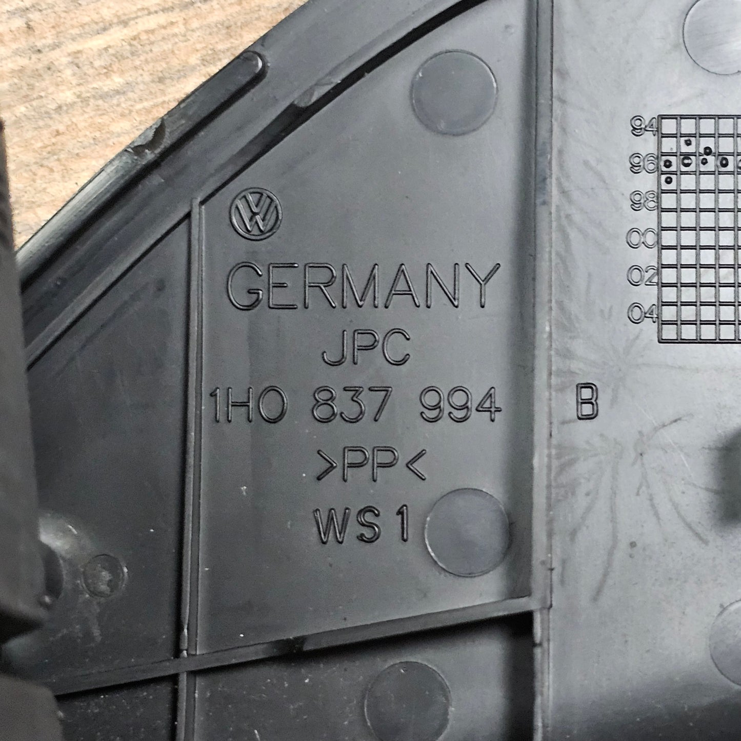 Spiegelabdeckung innen rechts – 1H0837994B – VW Golf 3 / Vento / Cabrio – gebraucht