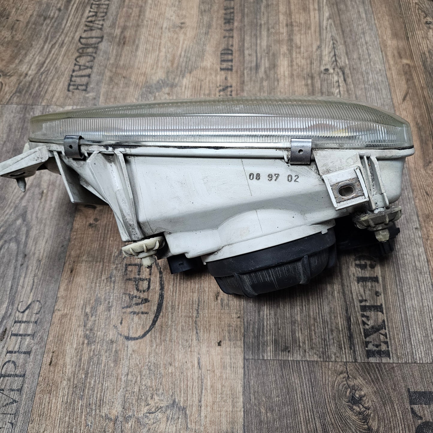 Scheinwerfer vorne rechts inkl. LWR – 18474R / 1H0941295C – VW Golf 3 / Vento / Cabrio – gebraucht