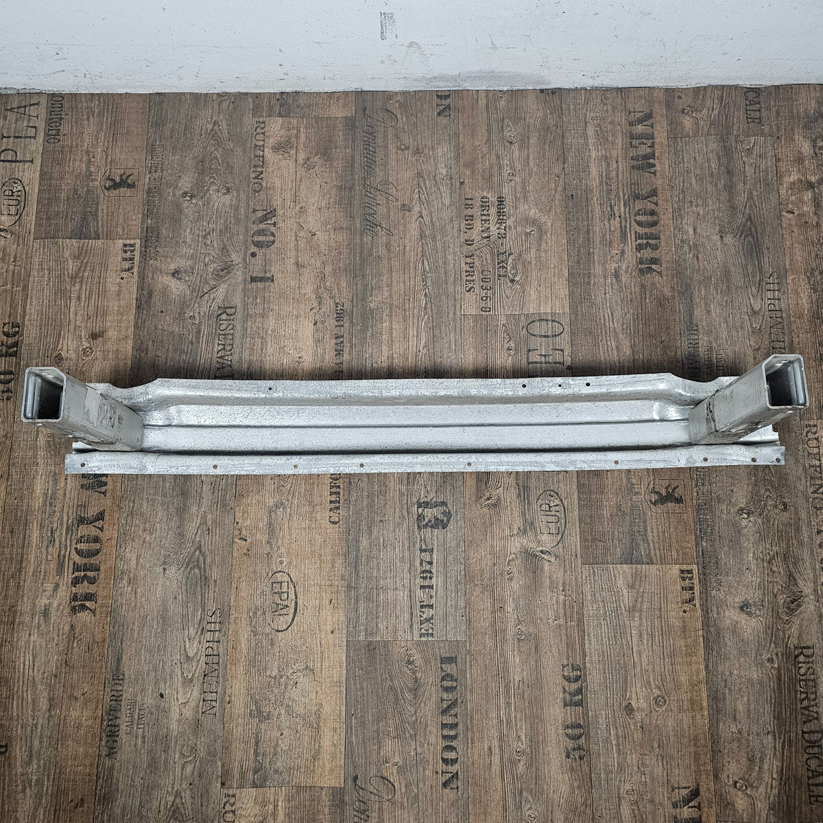 Audi A4 B7 8E Avant Original Querträger hinten Stoßstange Pralldämpfer 8E0 807 313 L gebraucht