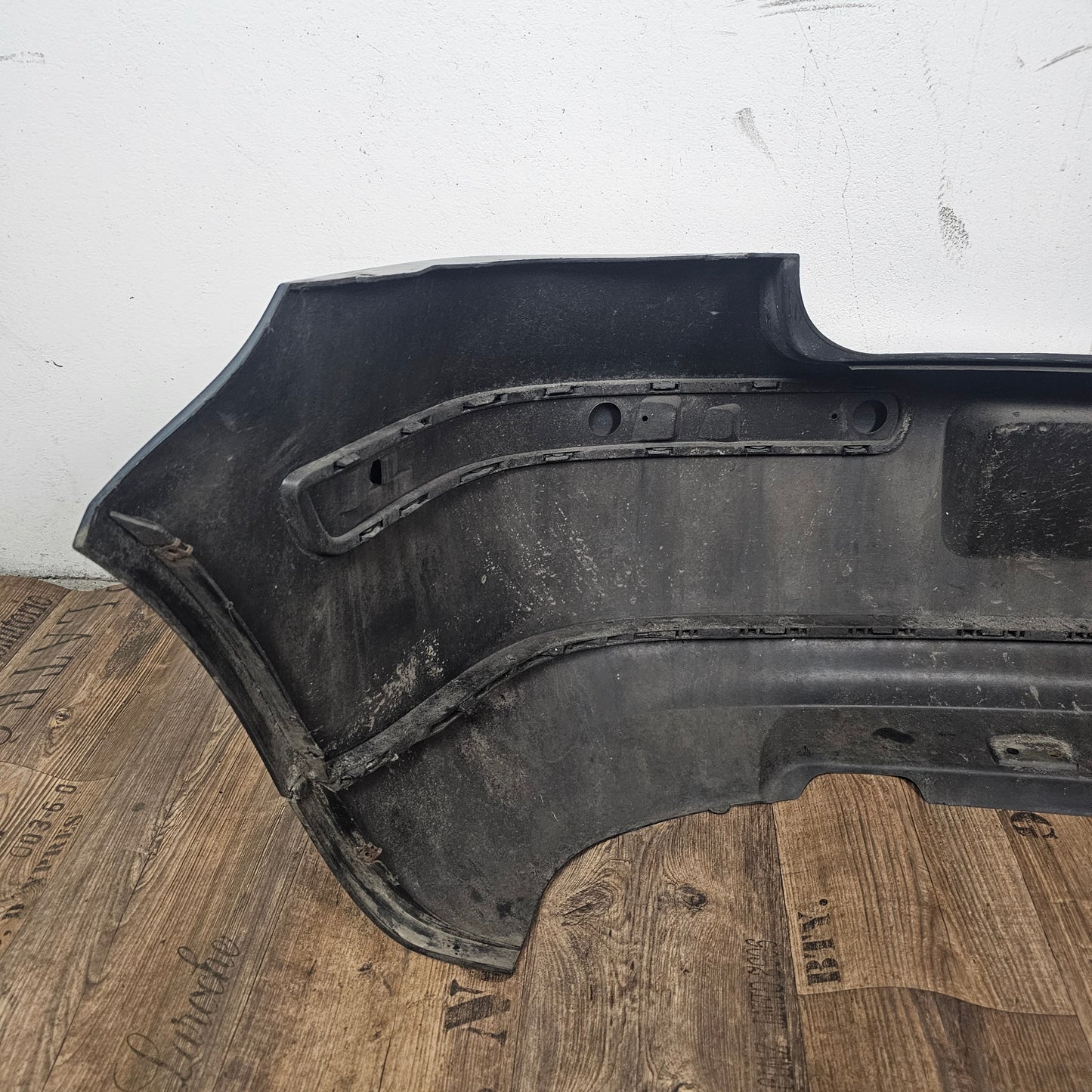 VW Golf 4 IV Original Heckstoßstange Stoßfänger hinten Heckschürze 1J6807417 gebraucht / LC7U Beech Grey Metallic