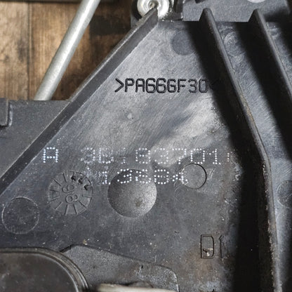 VW Golf IV Türschloss vorne rechts mit Seilzug – Originalteile 3B1 837 016 A & 1J3 837 085 B